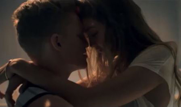 WATCH: Cody Simpson & his girlfriend are so cute together in new music video